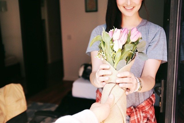 bouquet-1246848_640 Служба доставки цветов в Ростове