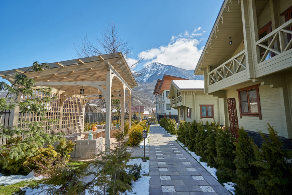Отель Hills Polyana Hotel в Ростове